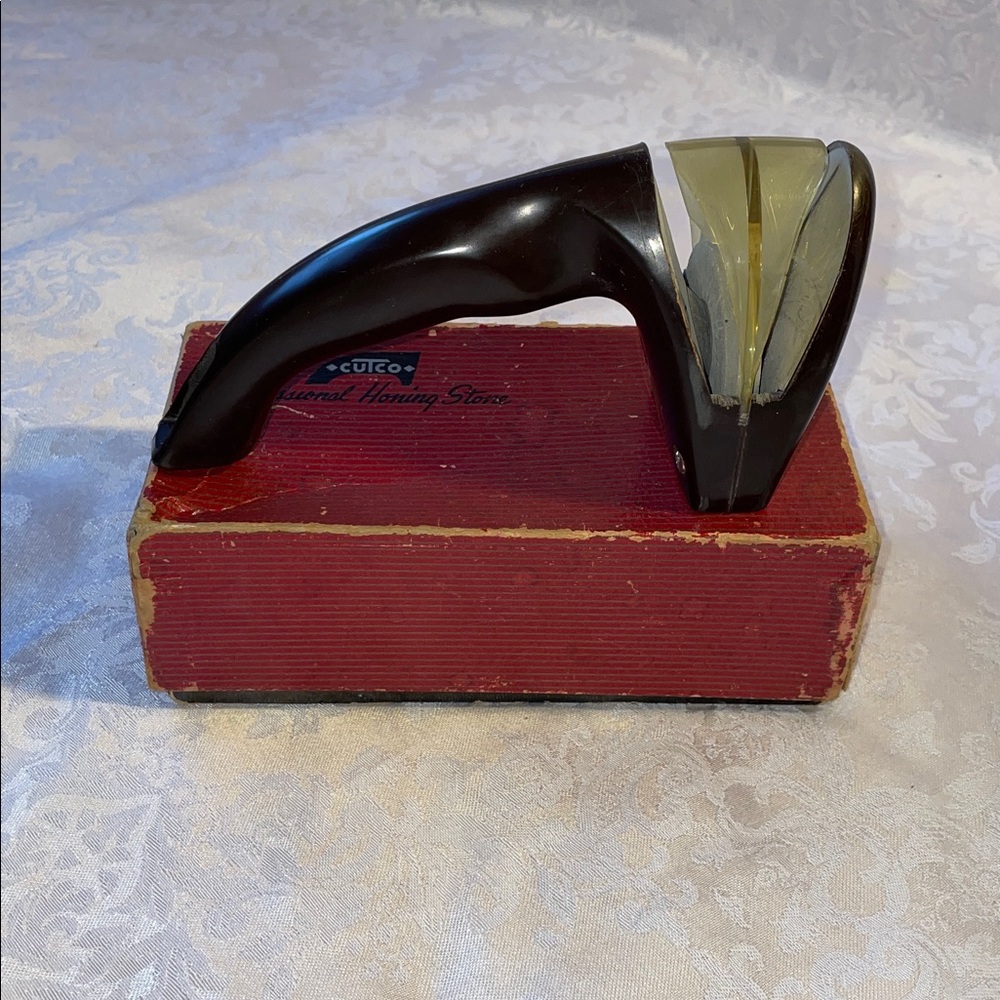 Vintage Cutco Professional Honing stone Knife Sharpener. - Picture 1 of 6